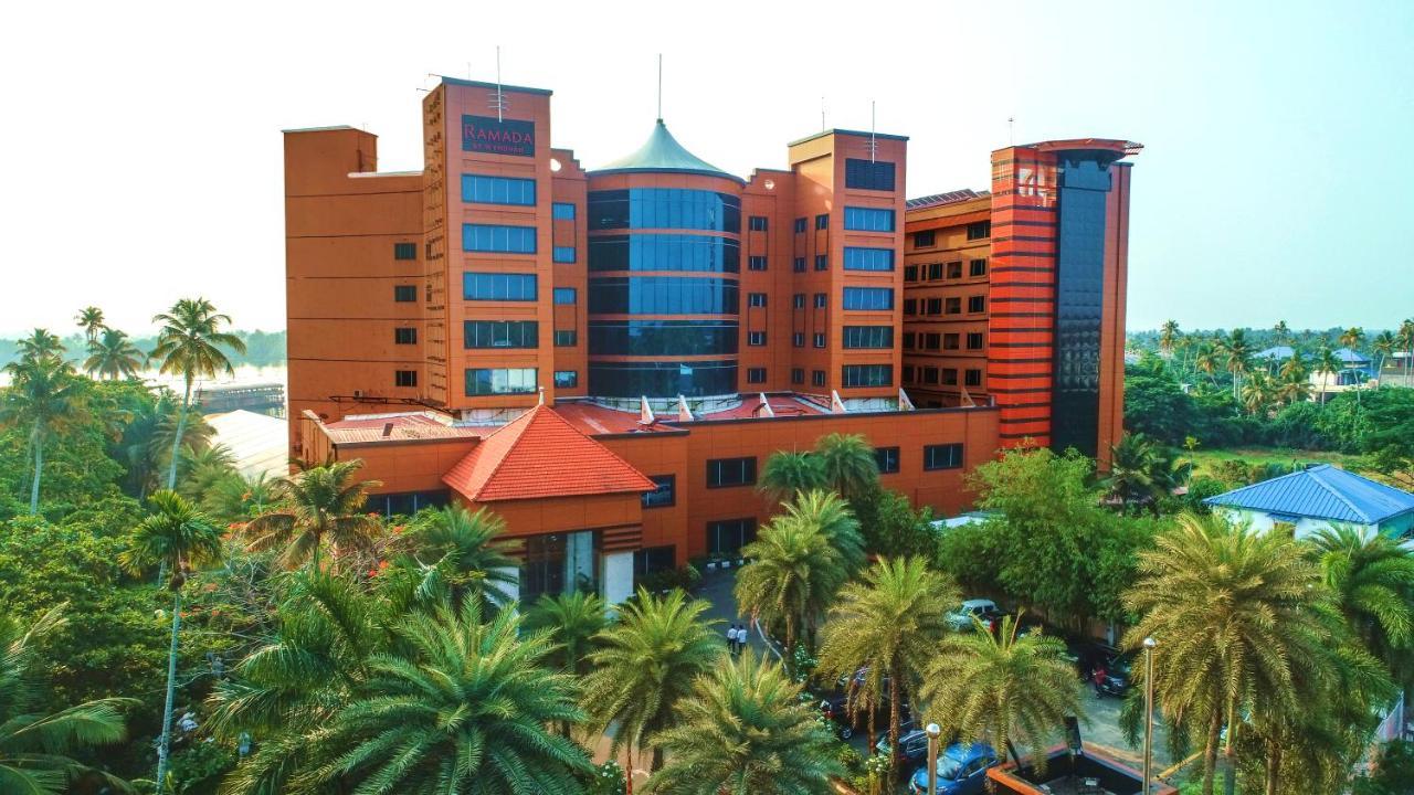 Ramada By Wyndham Alleppey Alappuzha Exterior foto